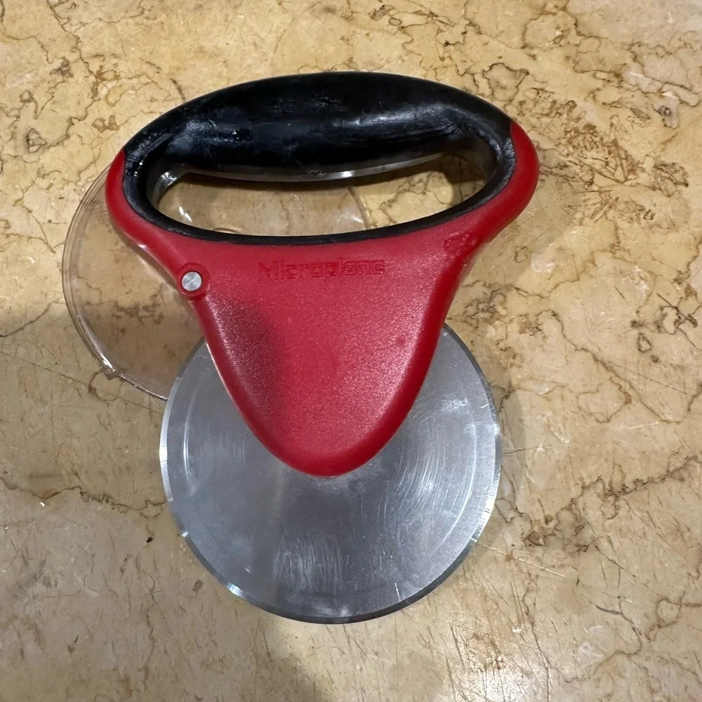 Pizza cutter new never used